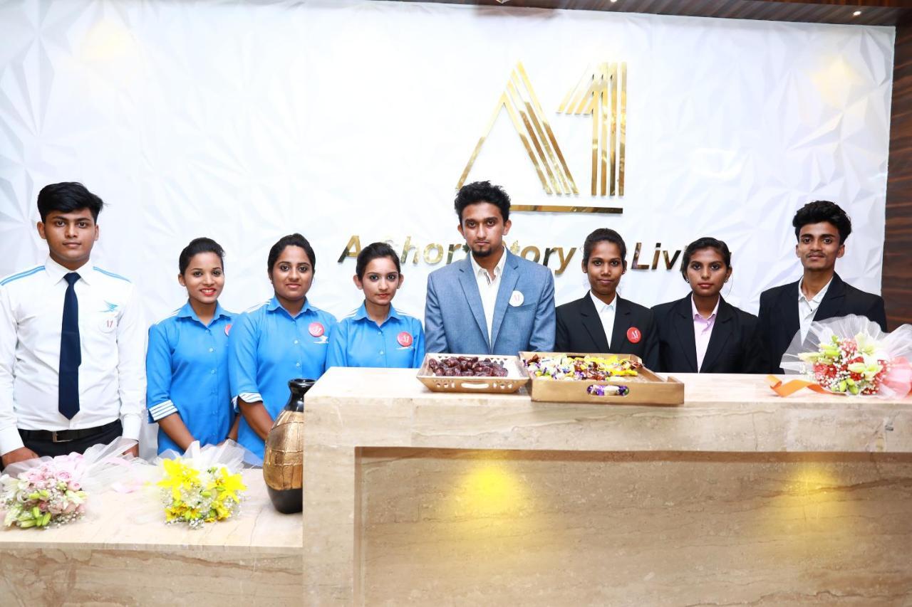 Aura One Hotel Kochi Dış mekan fotoğraf